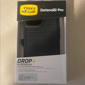 New OtterBox Black Rugged Case for Smartphones